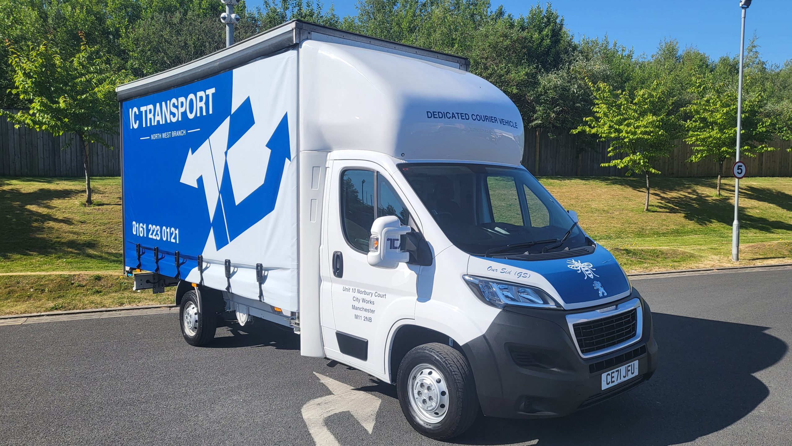 Luton Curtainsider